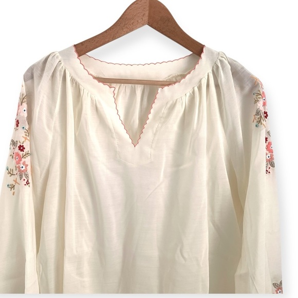 Vintage Cream Embroidered Blouse - Picture 2 of 7